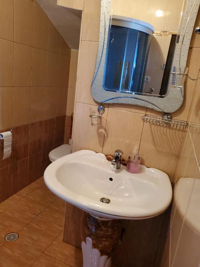 Lake Ohrid Guesthouse "Villa Valentina" Πόγραδετς Εξωτερικό φωτογραφία